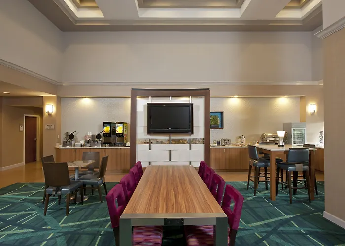 Springhill By Marriott Chicago Naperville Hotel 3*