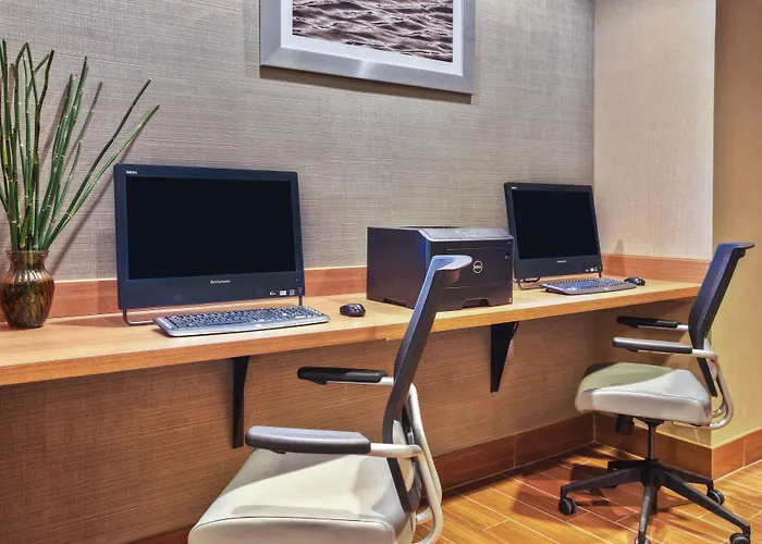 Springhill By Marriott Chicago Naperville 3*